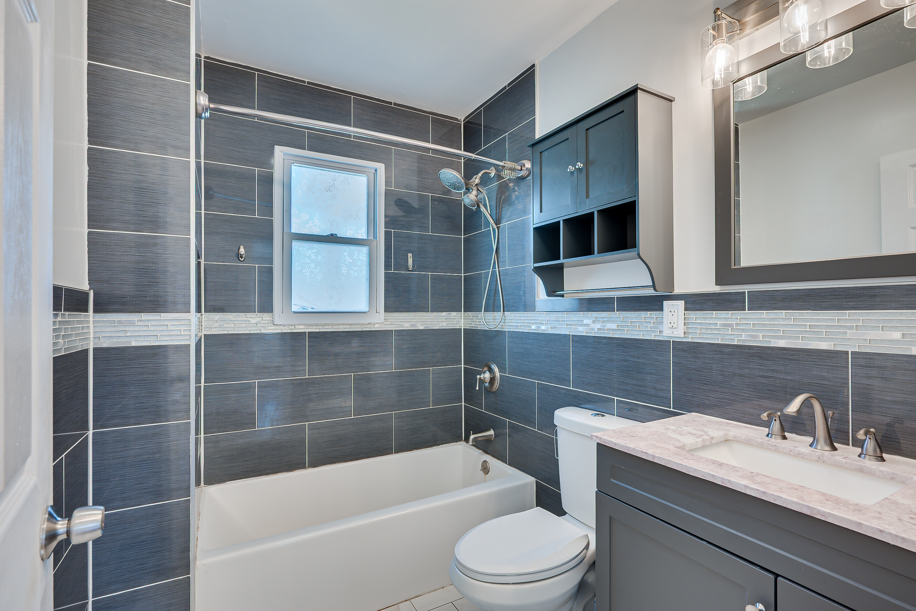 Bathroom Main — 34 Ryan Street, Fords NJ 08863